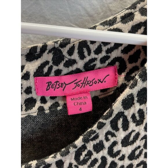 Betsey Johnson‎ vintage fit and flare leopard print dress 3/4 sleeve size 6 Y2K - Picture 3 of 10